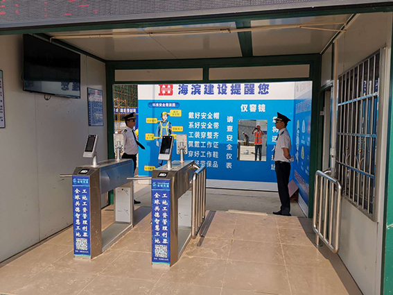 圍墻大門、門禁系統(tǒng)、人臉識別：.jpg