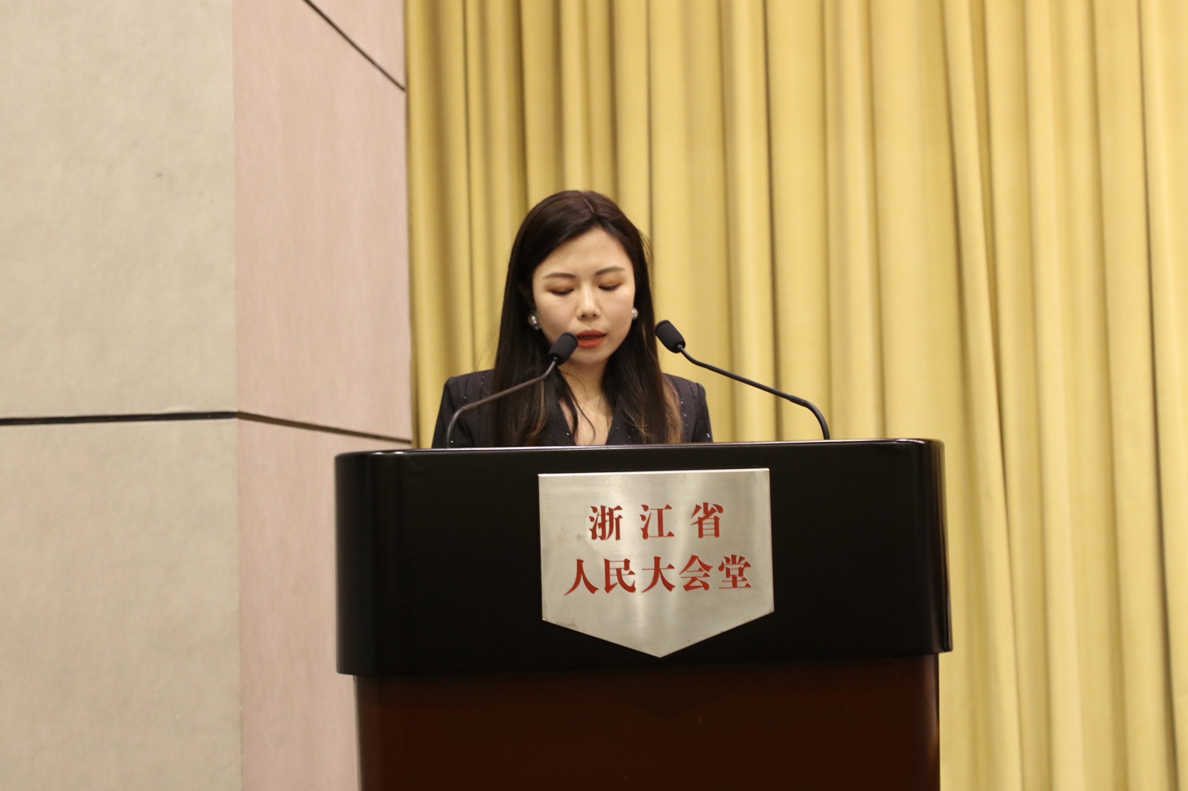 1705368931492763.jpg 王朵.jpg